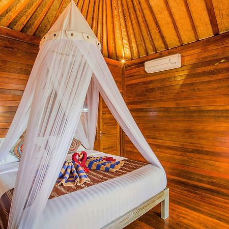 Sea Bridge Villa Ceningan Lembongan Esterno foto